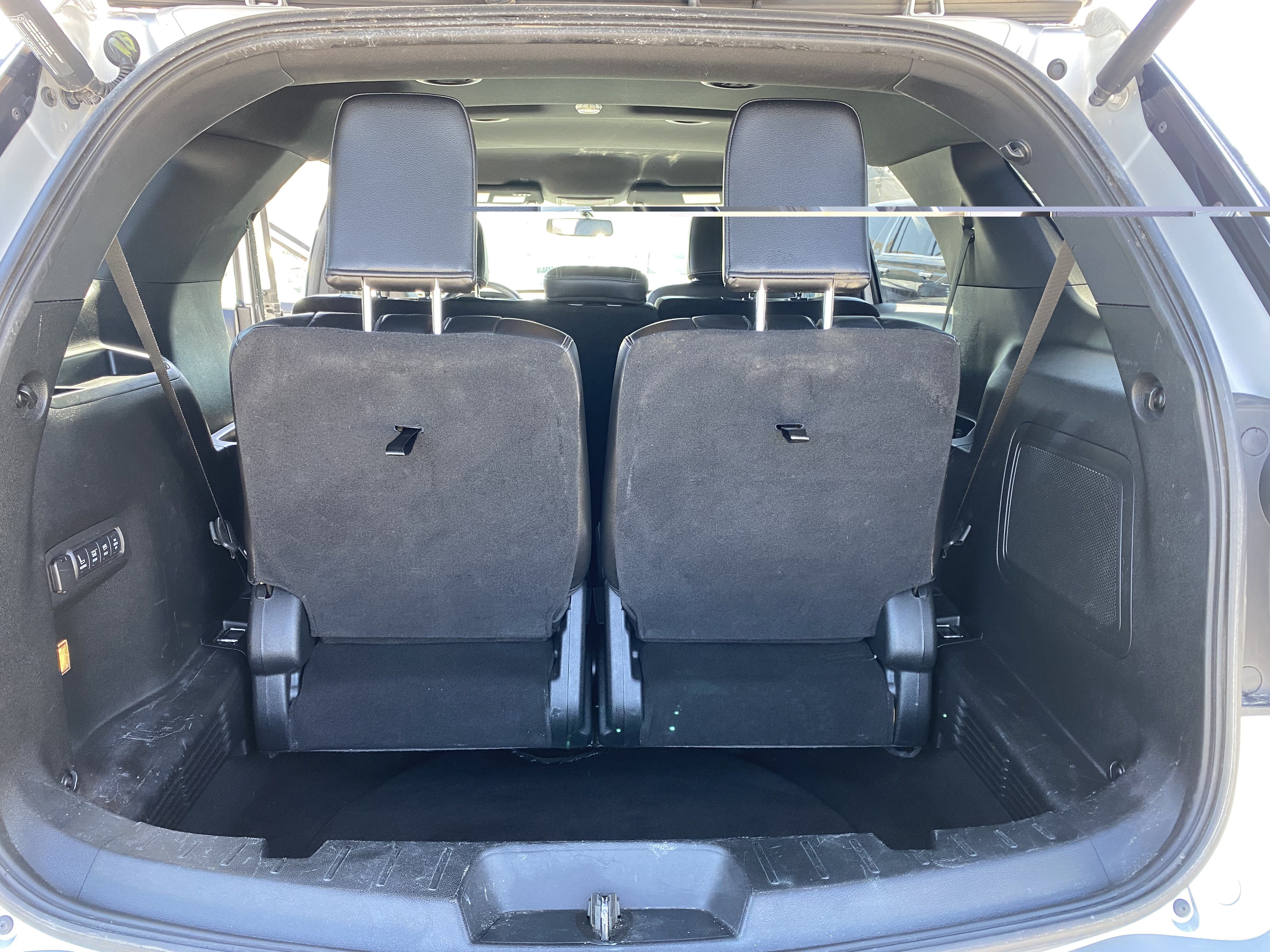 Used 2018 Ford Explorer Limited FWD image 19