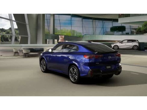 New 2026 BMW X2 M35i w/ Convenience Package image 2