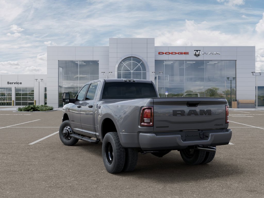 New 2027 RAM 3500 Big Horn AWD/4WD image 3