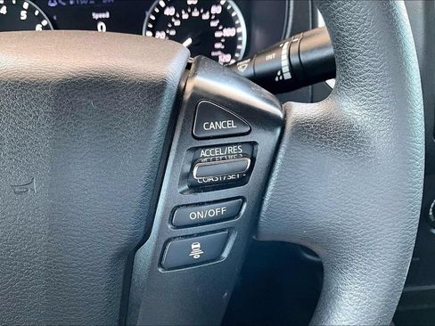 Used 2024 Nissan Frontier SV w/ Technology Package AWD/4WD image 13