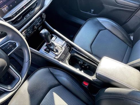 Used 2022 Jeep Compass Altitude image 15