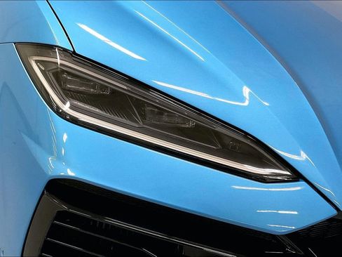 Used 2025 Lamborghini Urus SE image 30