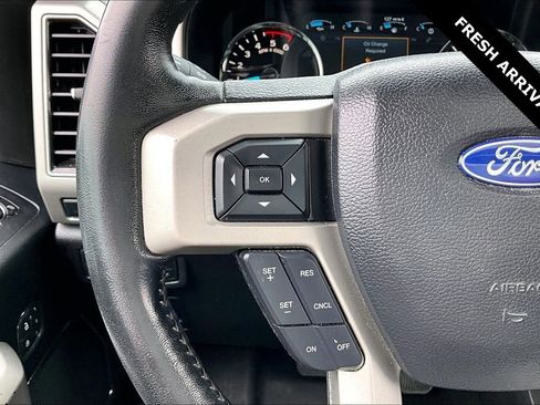 Used 2019 Ford F150 Lariat image 12