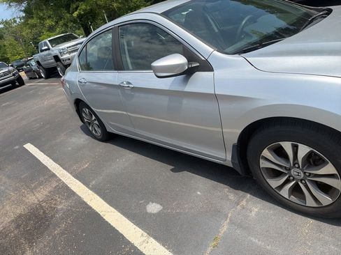 Used 2013 Honda Accord LX image 9