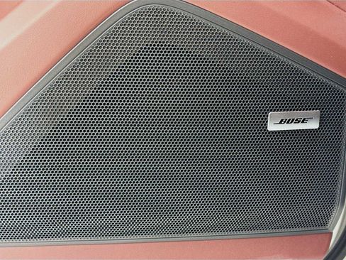 New 2025 Porsche Cayenne Coupe image 12