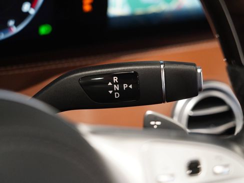 Used 2020 Mercedes-Benz S 560 Cabriolet image 26