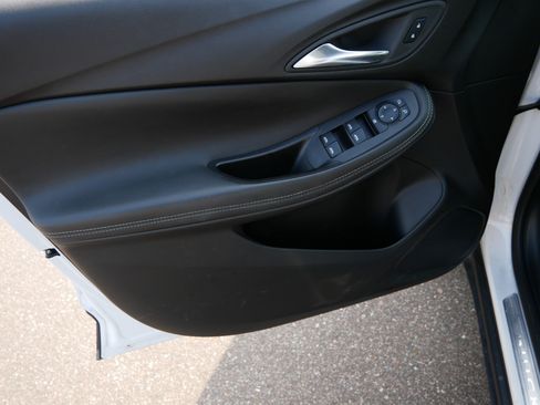Used 2023 Buick Encore GX Preferred w/ Cold Weather Comfort Package FWD image 20