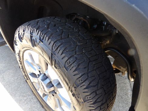 Used 2023 Chevrolet Silverado 2500 Custom w/ Infotainment Package image 22