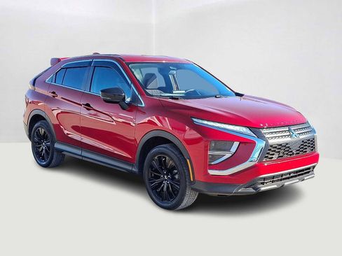 Used 2022 Mitsubishi Eclipse Cross LE image 4