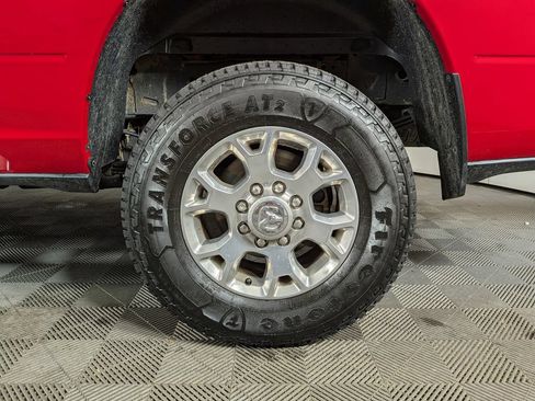 Used 2023 RAM 3500 Laramie AWD/4WD image 11