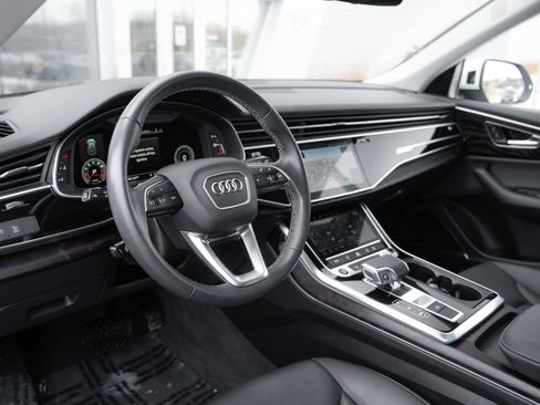 Used 2022 Audi Q8 Premium Plus w/ Premium Plus Package image 10