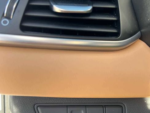 Used 2022 Genesis G70 3.3T image 23