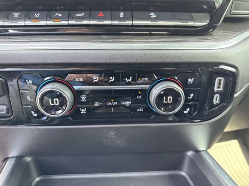 Used 2024 Chevrolet Silverado 2500 LTZ w/ LTZ Plus Package AWD/4WD image 28