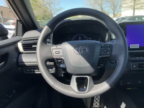 Used 2026 Toyota Camry SE w/ Multimedia Upgrade Package image 19