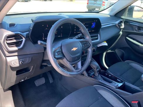 Used 2024 Chevrolet TrailBlazer LS image 18