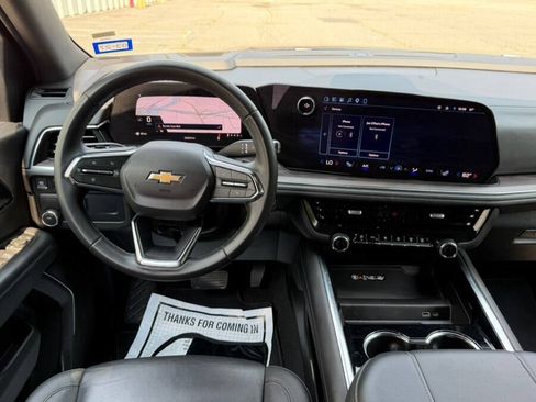 Used 2025 Chevrolet Tahoe LT RWD image 35