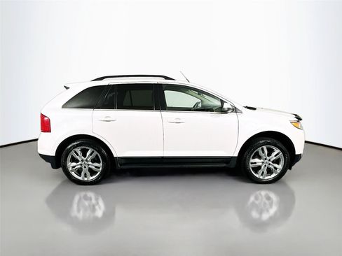 Used 2013 Ford Edge Limited w/ Driver Entry Pkg FWD image 16