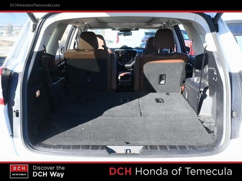 Used 2023 Subaru Ascent Touring image 21