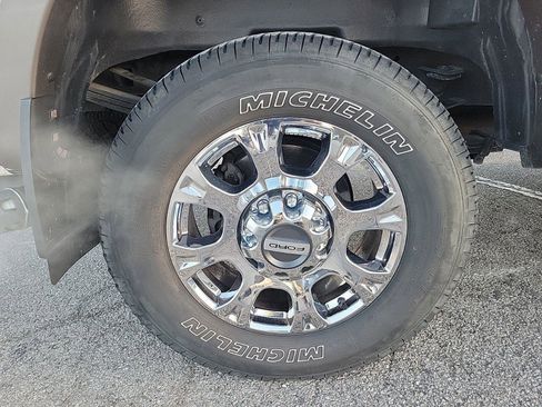 Used 2022 Ford F350 Lariat w/ Lariat Ultimate Package image 6