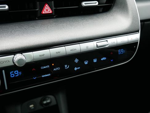 Certified 2023 Hyundai Ioniq 5 Limited AWD/4WD image 23