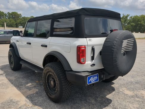 Certified 2022 Ford Bronco 4-Door AWD/4WD image 5