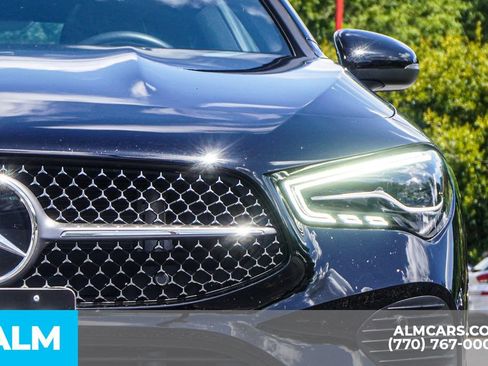 Used 2025 Mercedes-Benz CLA 250 4MATIC image 16