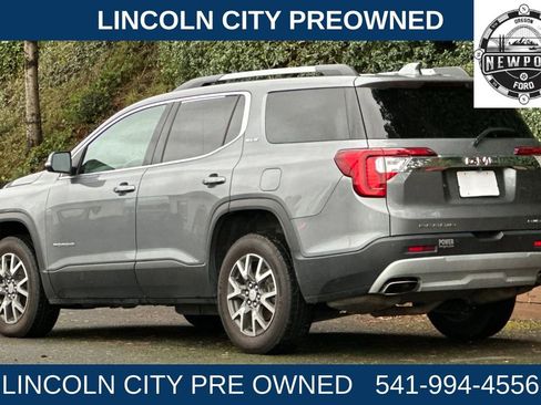 Used 2021 GMC Acadia SLE w/ Driver Convenience Package image 5