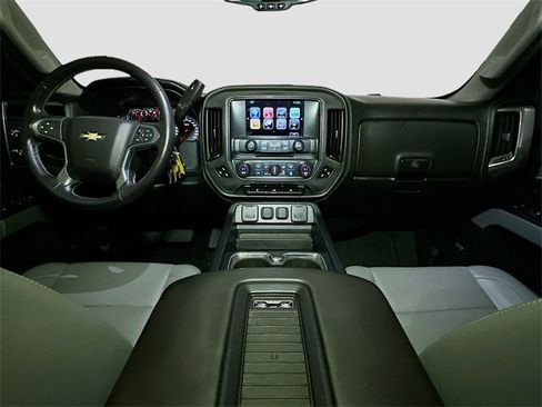 Used 2017 Chevrolet Silverado 1500 LTZ Z71 image 9