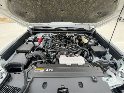 Used 2025 Toyota 4Runner Limited image 23