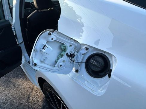 Used 2024 Toyota Camry SE w/ Convenience Package image 36