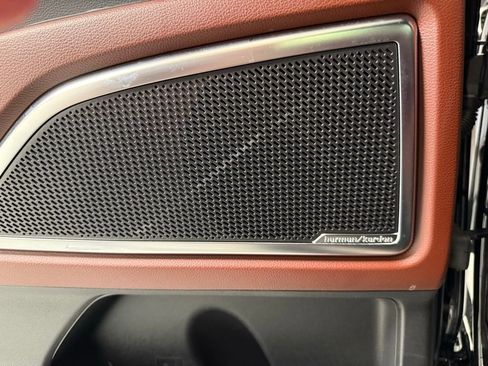 Used 2024 Kia Telluride SX Prestige image 16