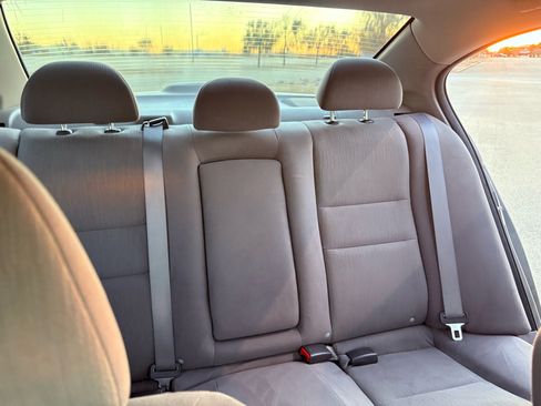 Used 2011 Honda Accord LX image 23