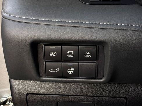 Certified 2026 Toyota Highlander Platinum AWD/4WD image 28