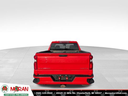 Used 2020 Chevrolet Silverado 1500 Custom w/ Custom Value Package image 4