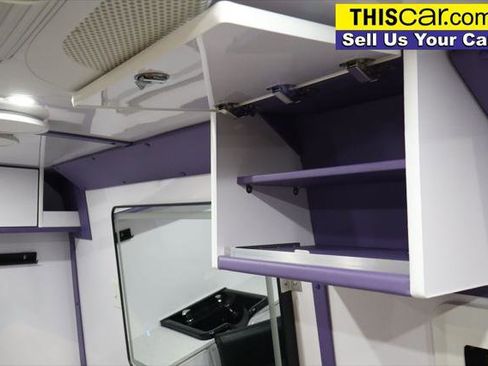 Used 2020 Mercedes-Benz Sprinter 2500 image 42