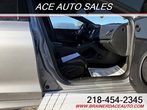 Used 2016 Chrysler 200 S w/ Navigation & Sound Group I image 14