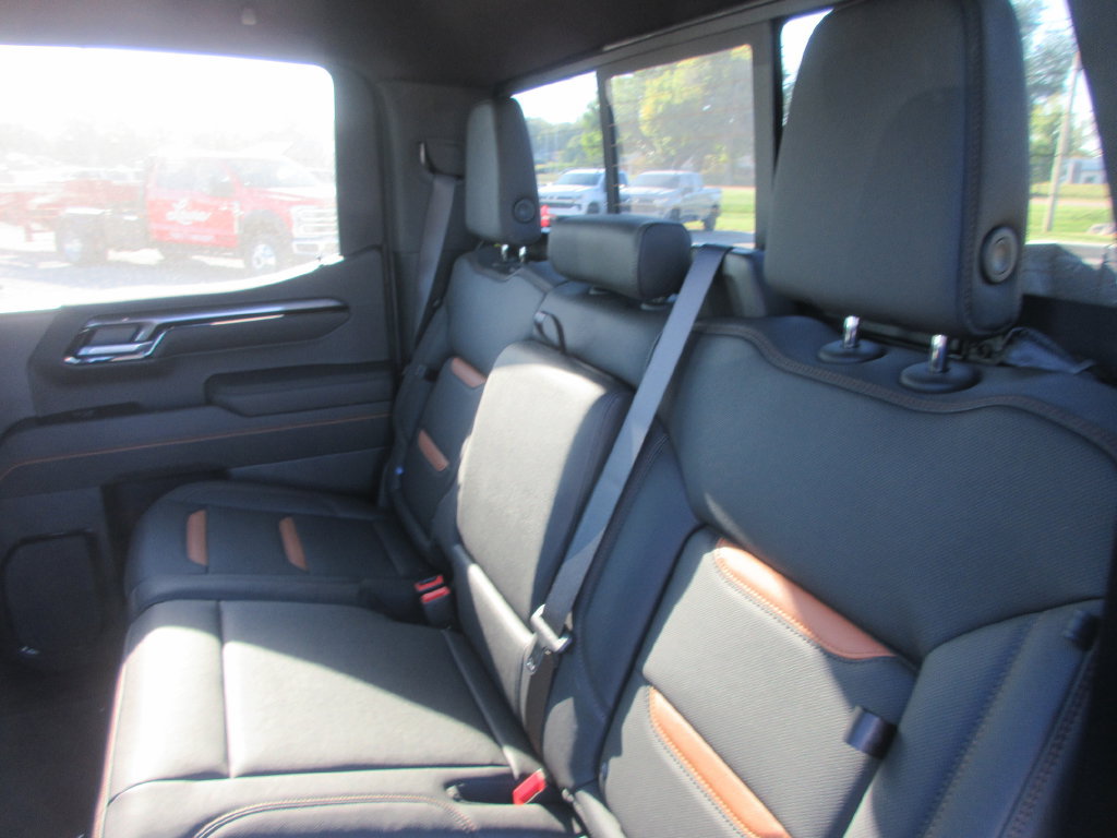 New 2026 GMC Sierra 1500 AT4 w/ AT4 Premium Package AWD/4WD image 13