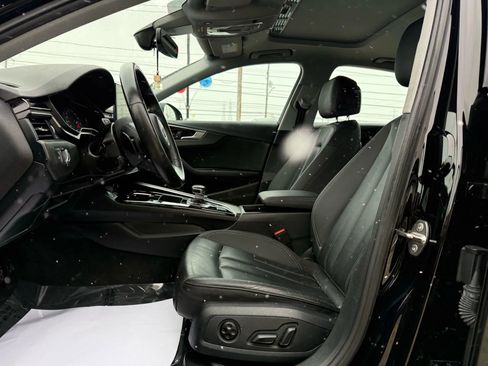 Used 2021 Audi A4 2.0T Premium w/ Convenience Package image 18