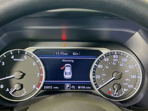 Used 2024 Nissan Sentra SV FWD image 12