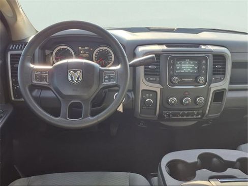 Used 2017 RAM 2500 Tradesman w/ Chrome Appearance Group image 4