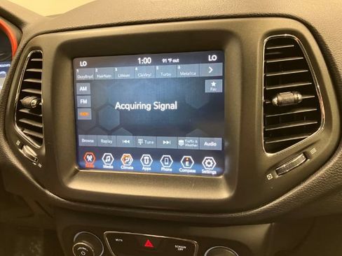 Used 2020 Jeep Compass Trailhawk AWD/4WD image 53