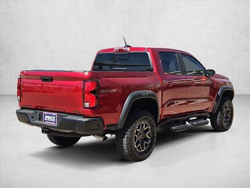 Used 2025 Chevrolet Colorado ZR2 AWD/4WD image 5