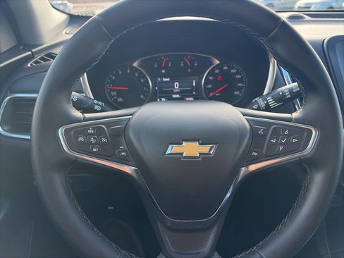 Certified 2024 Chevrolet Equinox LT w/ LPO, Floor Liner Package image 35