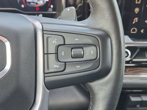 Used 2024 GMC Sierra 1500 Elevation w/ LPO, Elevation Black Package AWD/4WD image 13