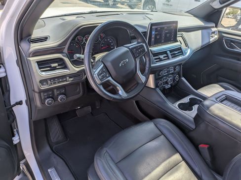 Used 2021 Chevrolet Tahoe Z71 w/ Luxury Package AWD/4WD image 14