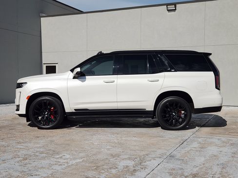 Used 2021 Cadillac Escalade Sport AWD/4WD image 5