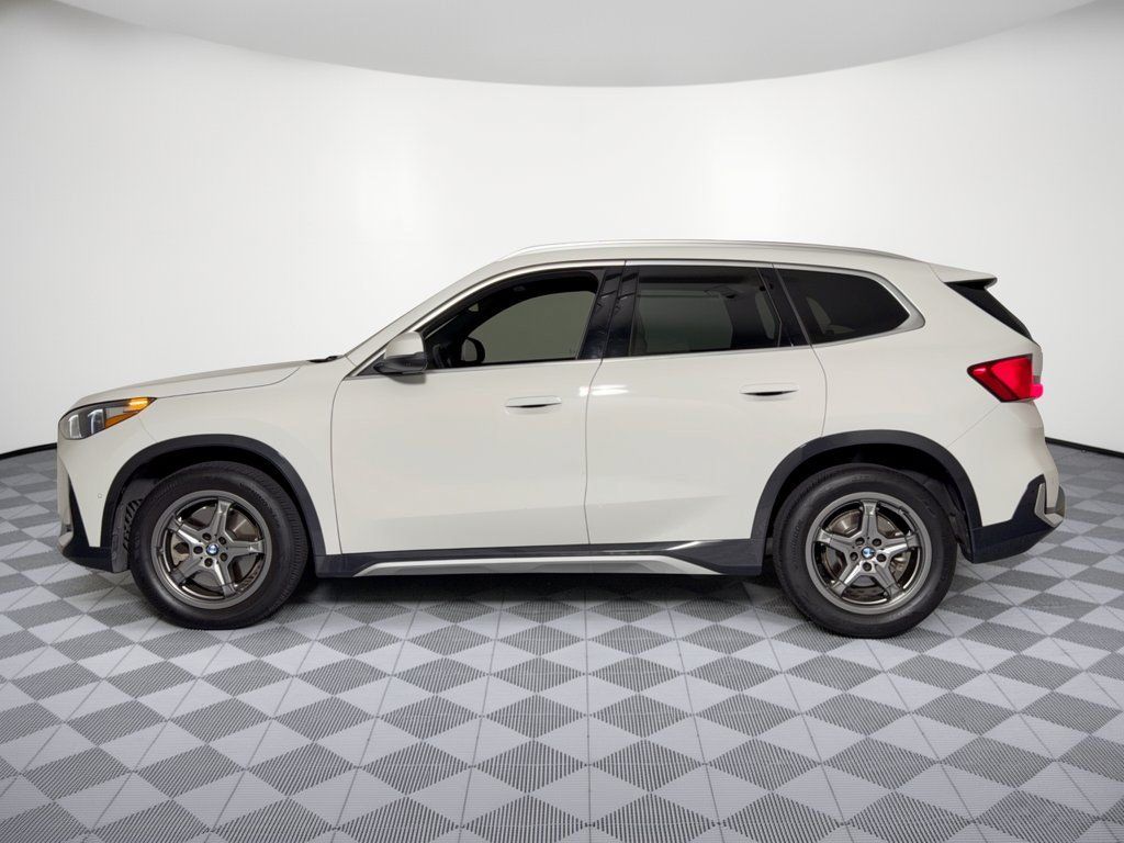 Used 2025 BMW X1 xDrive28i w/ Technology Package AWD/4WD image 2