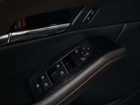 Used 2023 MAZDA CX-30 AWD 2.5 S w/ Premium Package image 21