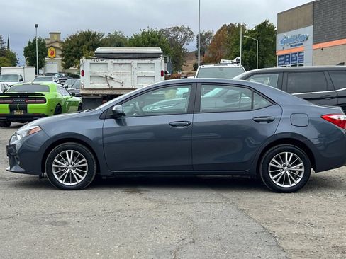 Used 2015 Toyota Corolla LE FWD image 7