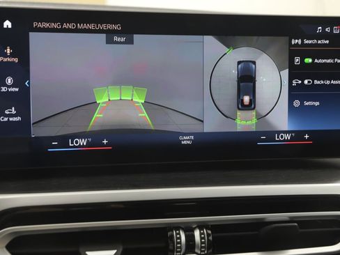 Used 2023 BMW i4 eDrive35 w/ Premium Package RWD image 10